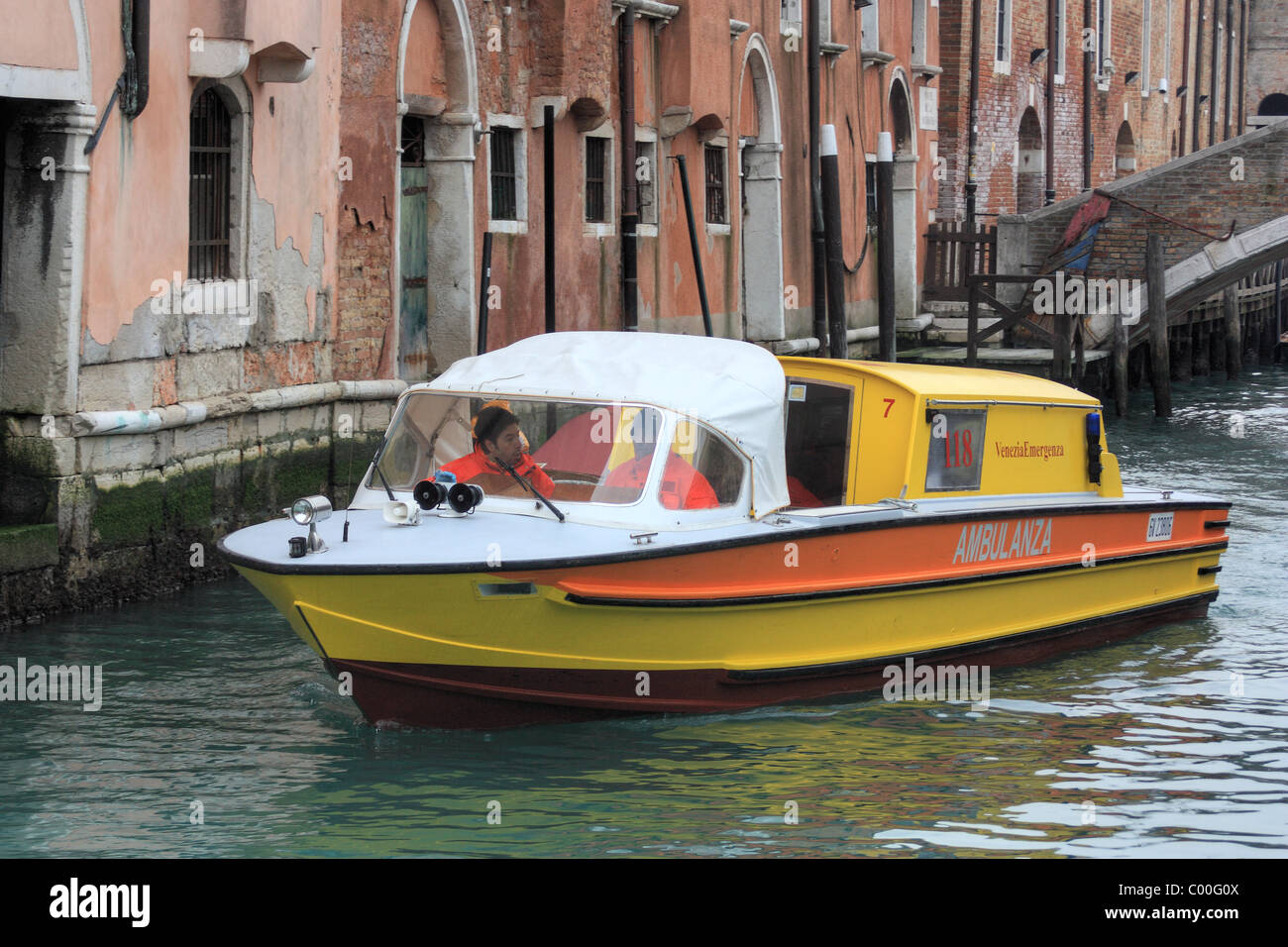 Venezia Emergenza ambulancia - barco en Venecia. Foto de stock