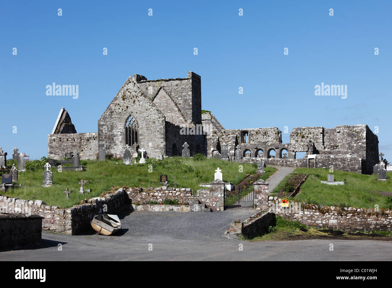 Abadía Burrishoole cerca de Newport, en el condado de Mayo, Connacht, República de Irlanda, Europa Foto de stock