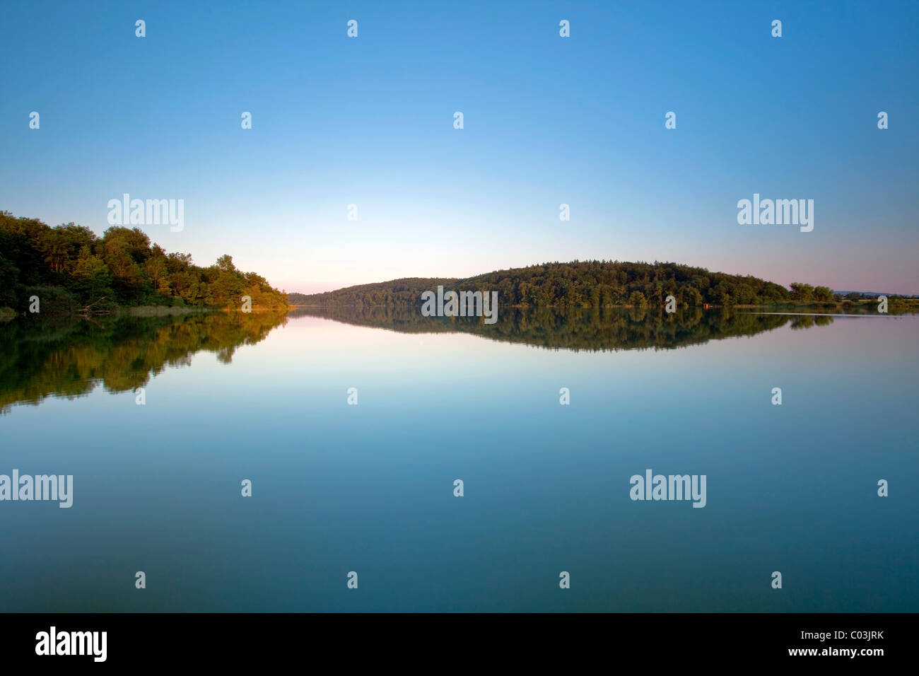 Lago Mindelsee en la noche, Baden-Wurtemberg, Alemania, Europa Foto de stock