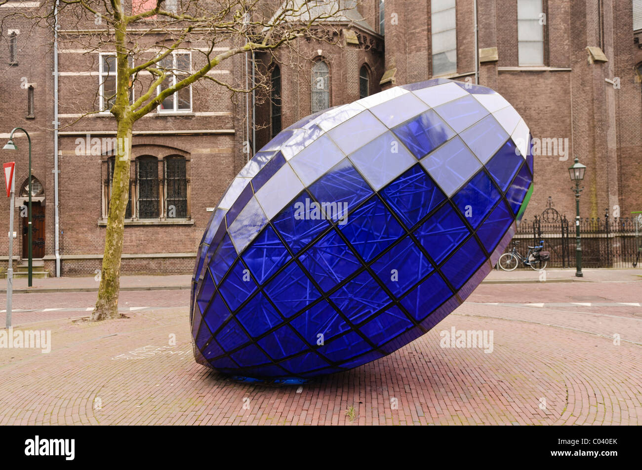 Escultura en Vidrio Azul Delft Foto de stock