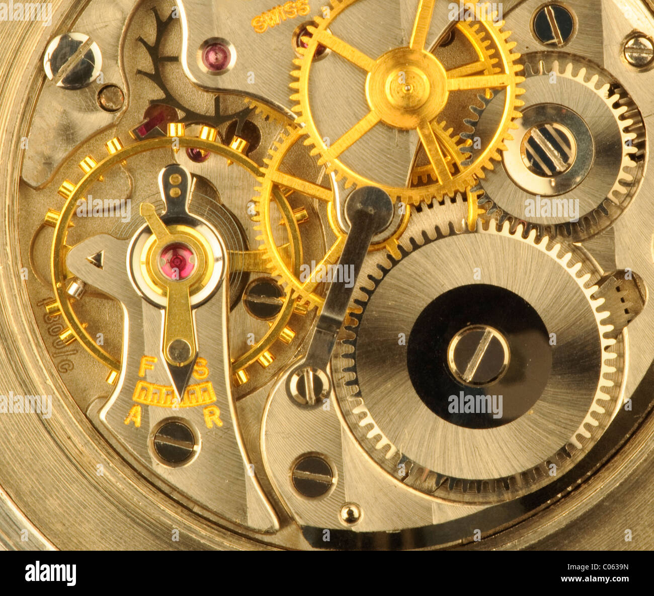 Mecanismo de reloj suizo fotografías e imágenes de alta resolución - Alamy