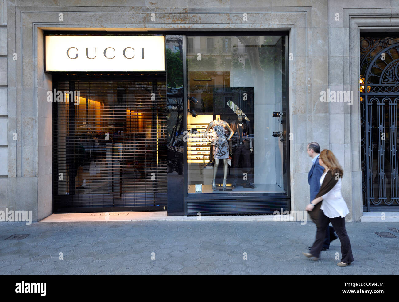 Tienda Gucci, Passeig de Gràcia boulevard, Barcelona, Cataluña, España y  Europa Fotografía de stock - Alamy