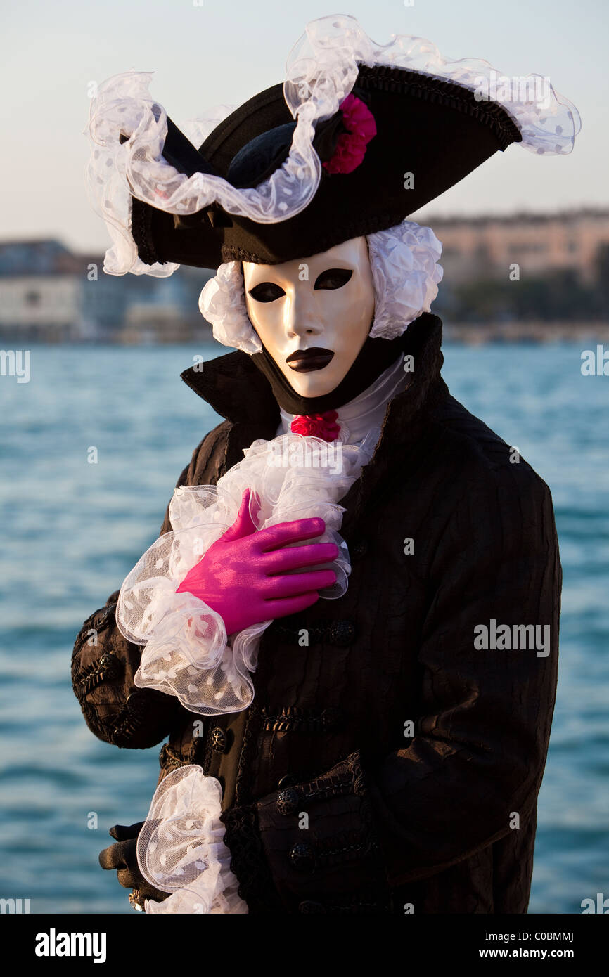 Casanova, Mann mit venezianischer Maske - Casanova, el hombre con máscara  veneciana Fotografía de stock - Alamy