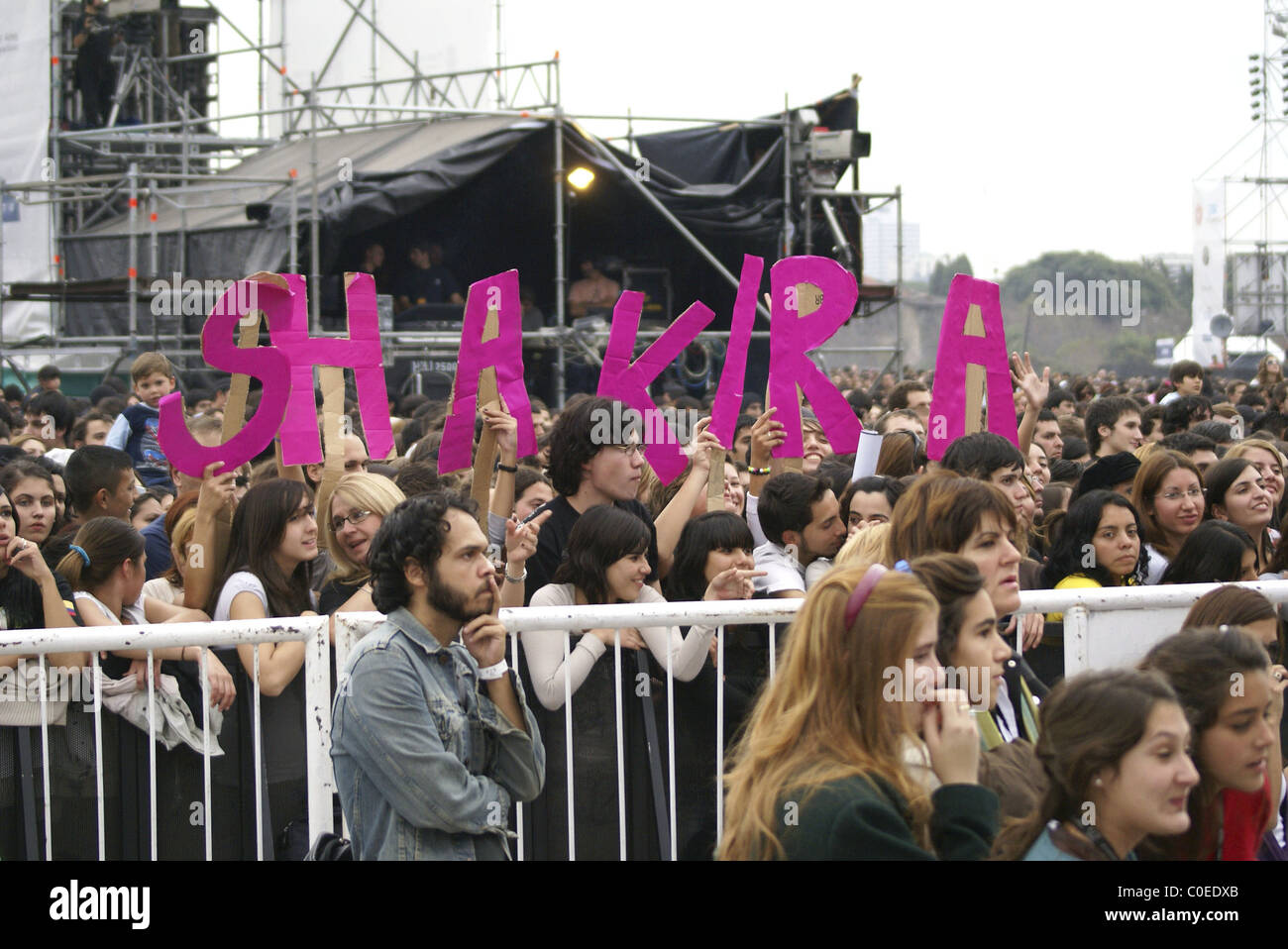 Shakira alas foundation hosts concert fotografías e imágenes de alta  resolución - Alamy