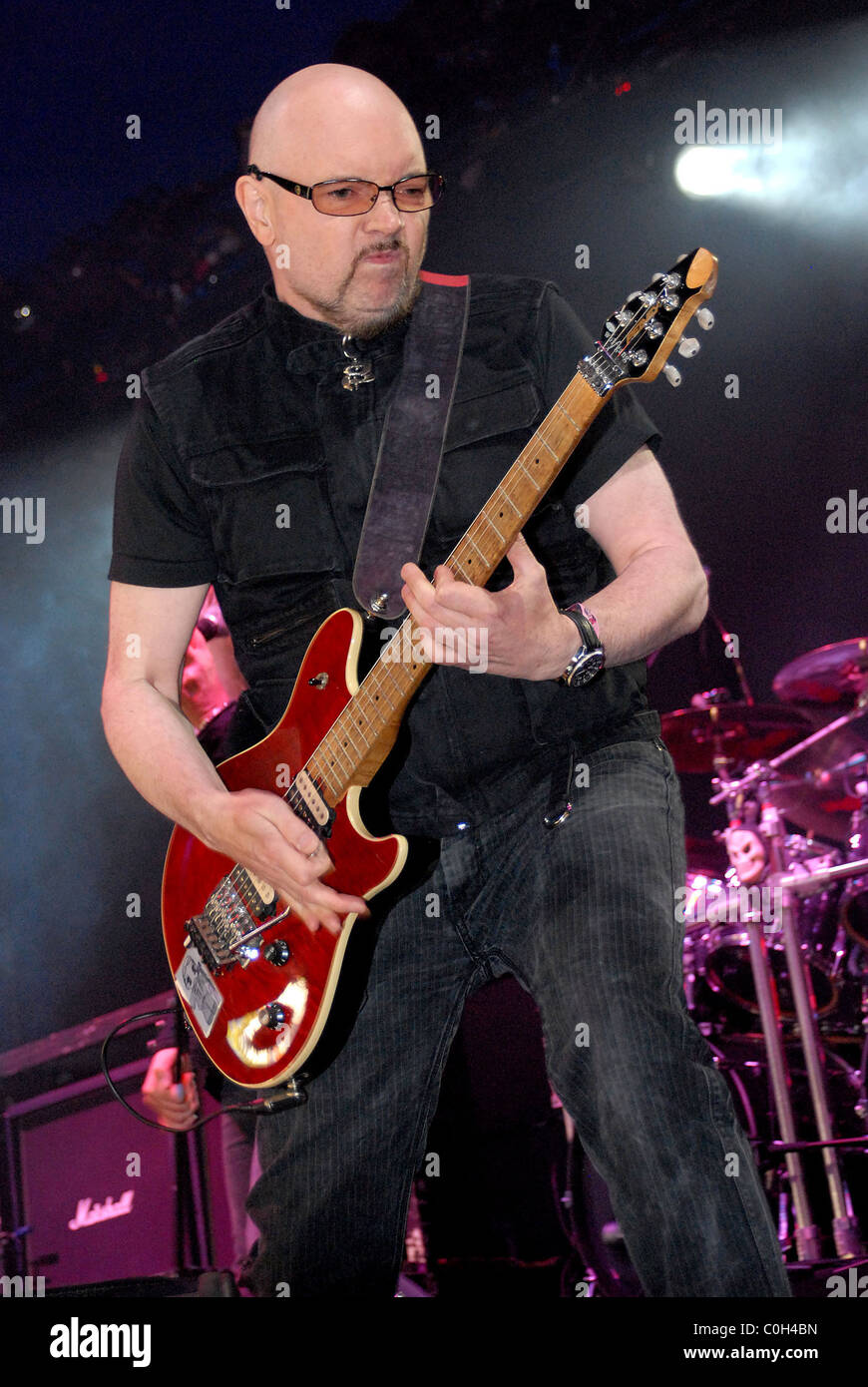 Paul quinn saxon download festival fotografías e imágenes de alta resolución Alamy