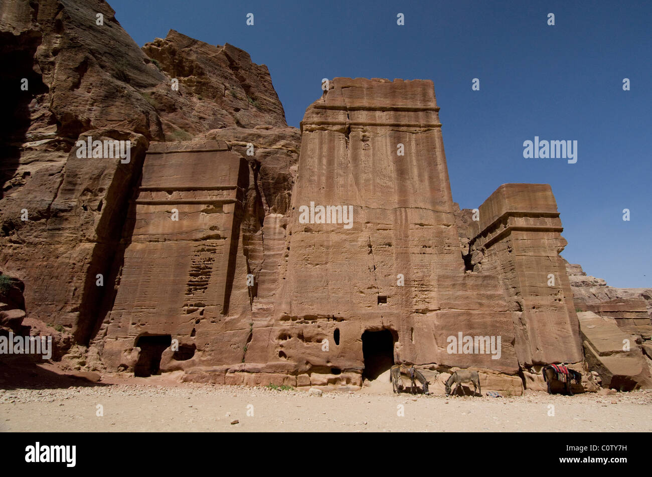 Jordania, la antigua ciudad de Petra Nabataean. Tumba del 17 tumbas. Foto de stock
