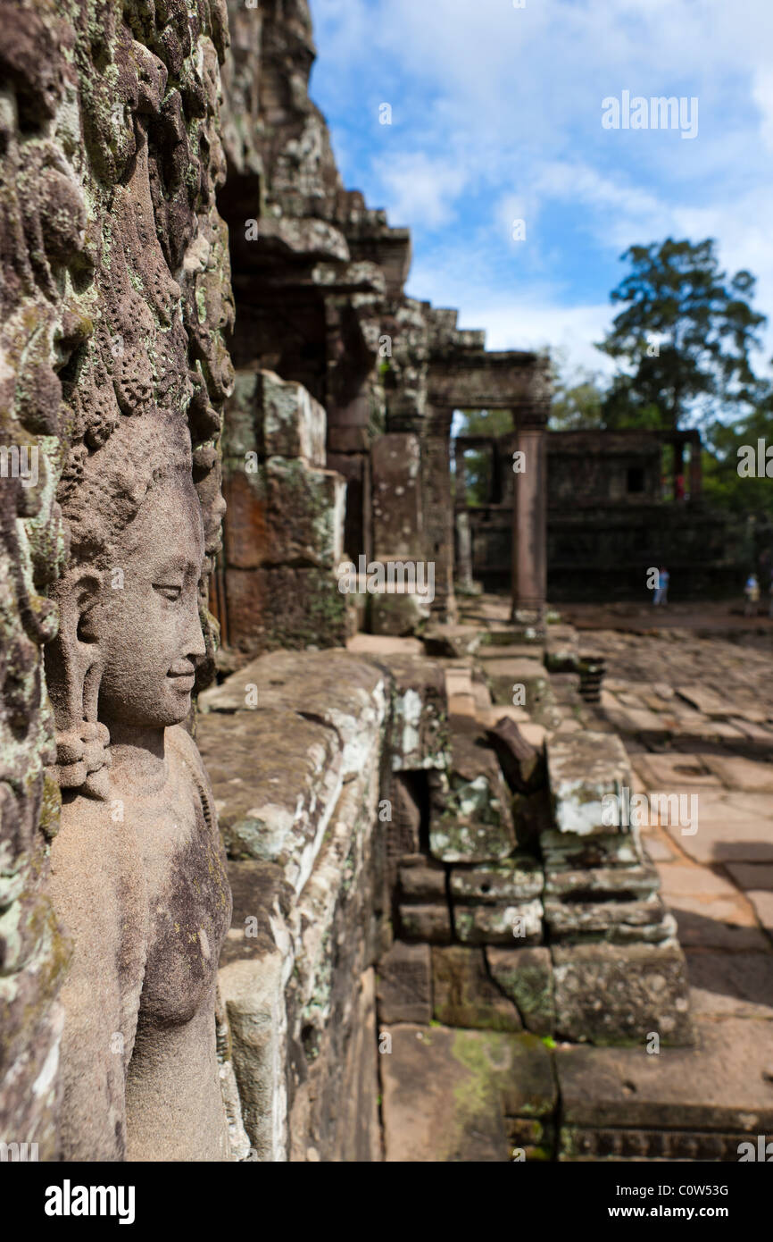 El Bayon y caras de piedra Lokesvara, Angkor Thom, de la provincia de Siem Reap, Camboya. Asia Foto de stock