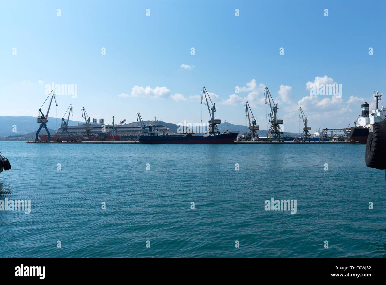 Puerto de Volos, Grecia Fotografía de stock - Alamy