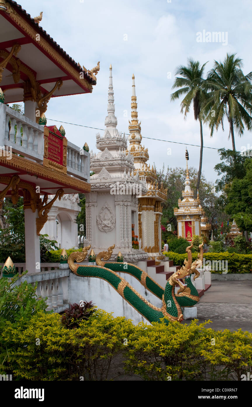 Stupas, Wat Sisaket, Vientiane, Laos Foto de stock
