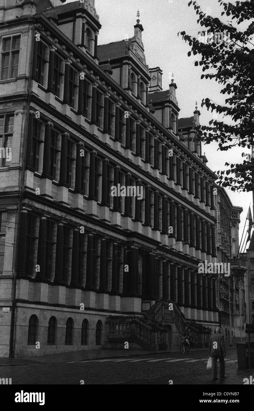 Edificio histórico en Gante Foto de stock