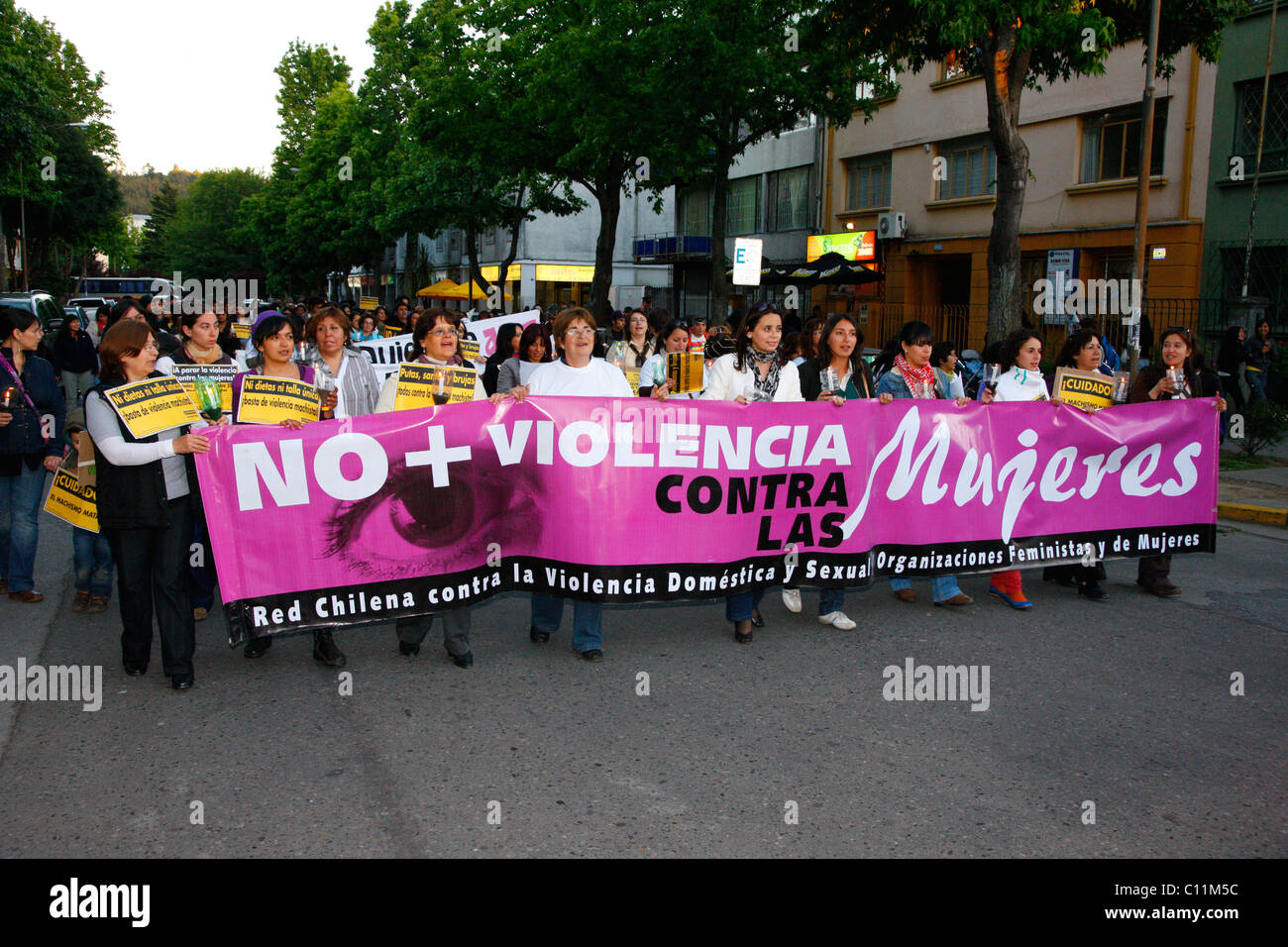 La demostración, la violencia contra la mujer, Concepción, Chile, Sudamérica Foto de stock