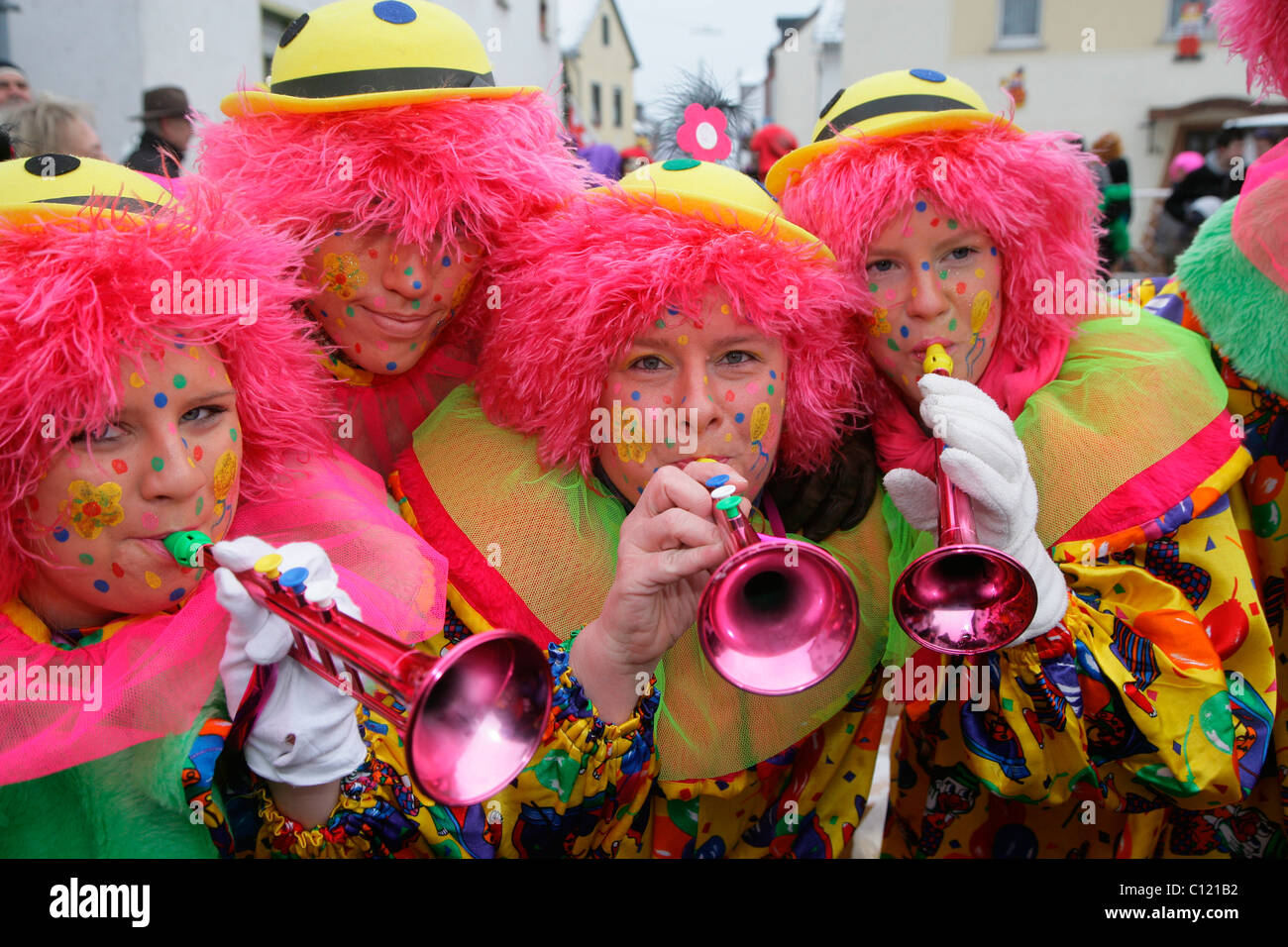 Desfile de carnavales fotografías e imágenes de alta resolución - Alamy