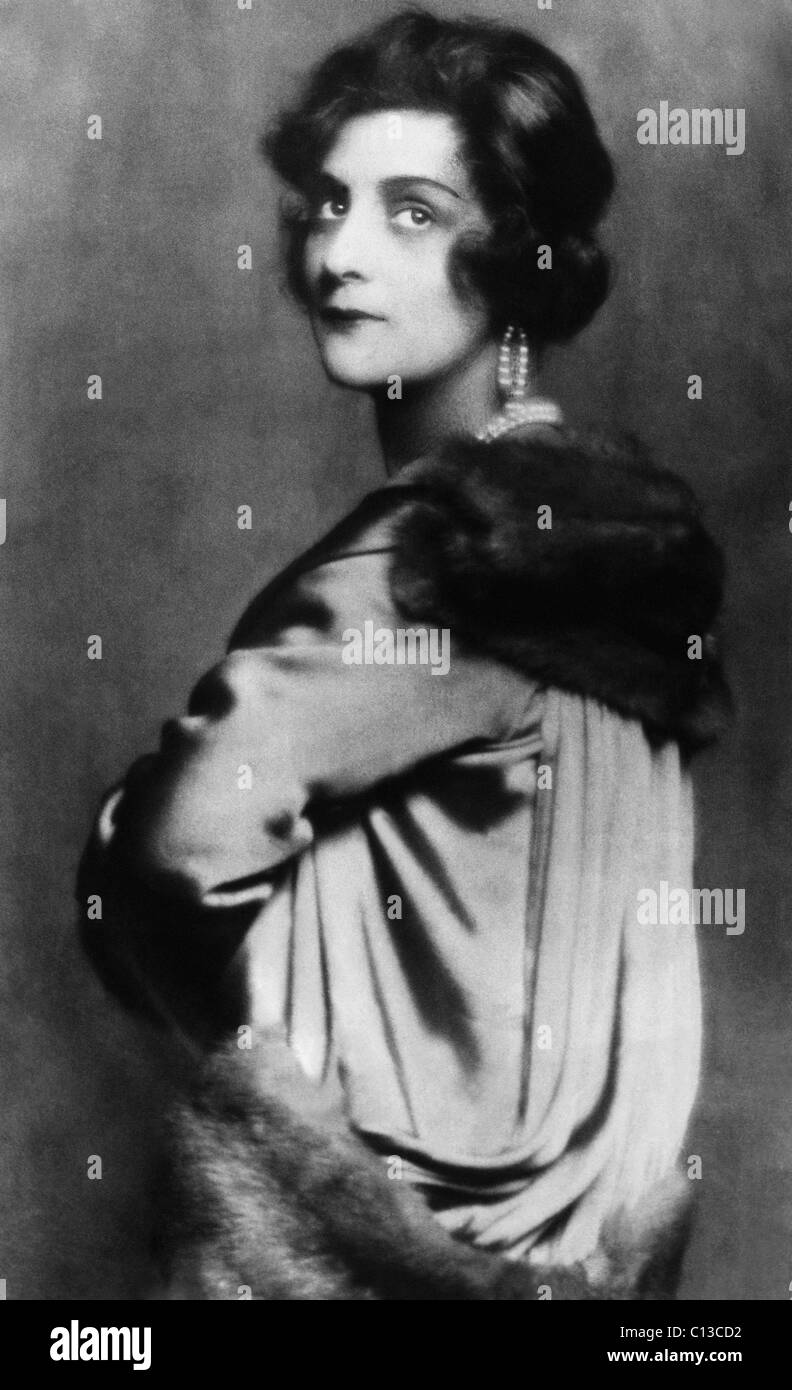Gabrielle Bonheur "Coco" Chanel, 1910 Fotografía de stock - Alamy