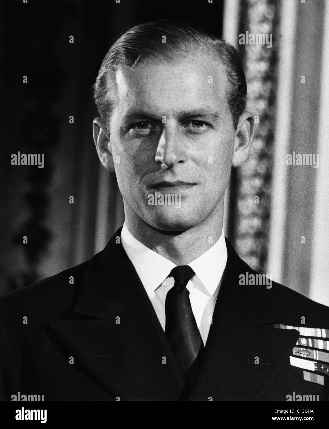 La realeza británica. El Teniente Philip Mountbatten (futuro duque de Edimburgo, el Príncipe Felipe), 1947. Foto de stock