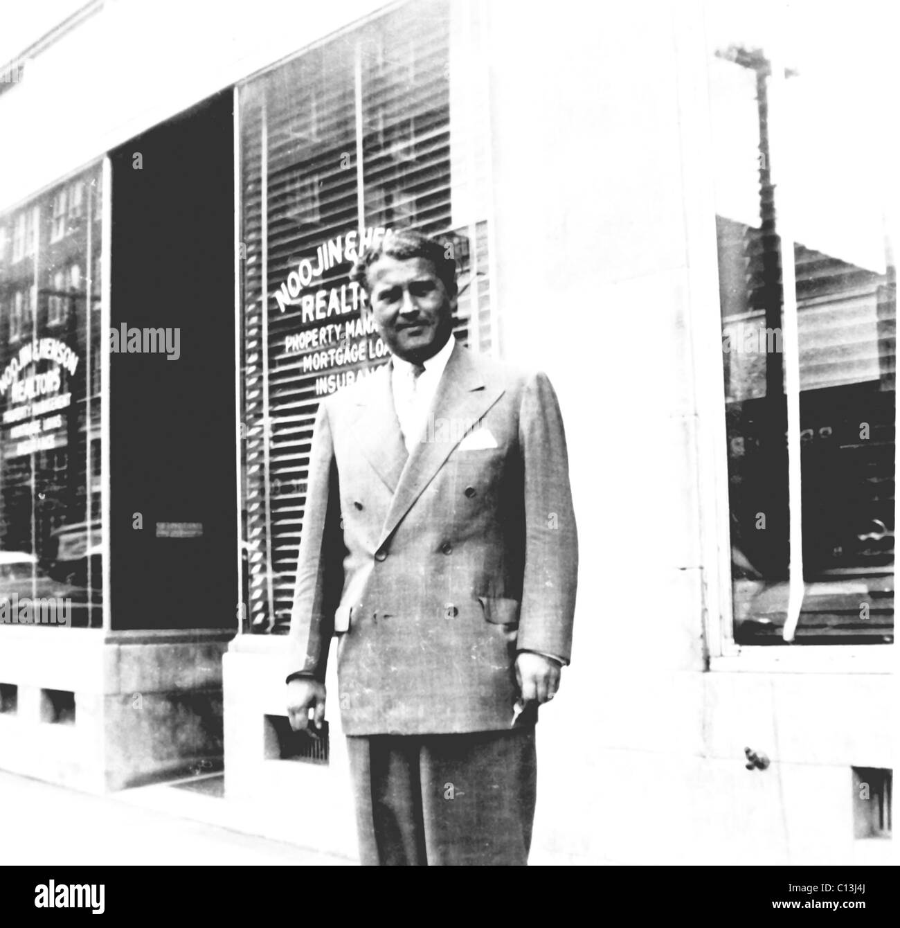 Wernher von Braun (1912-1977), en Huntsville, Alabama, el 1 de noviembre de 1957. ©Nasa/Cortesía Colección Everett Foto de stock