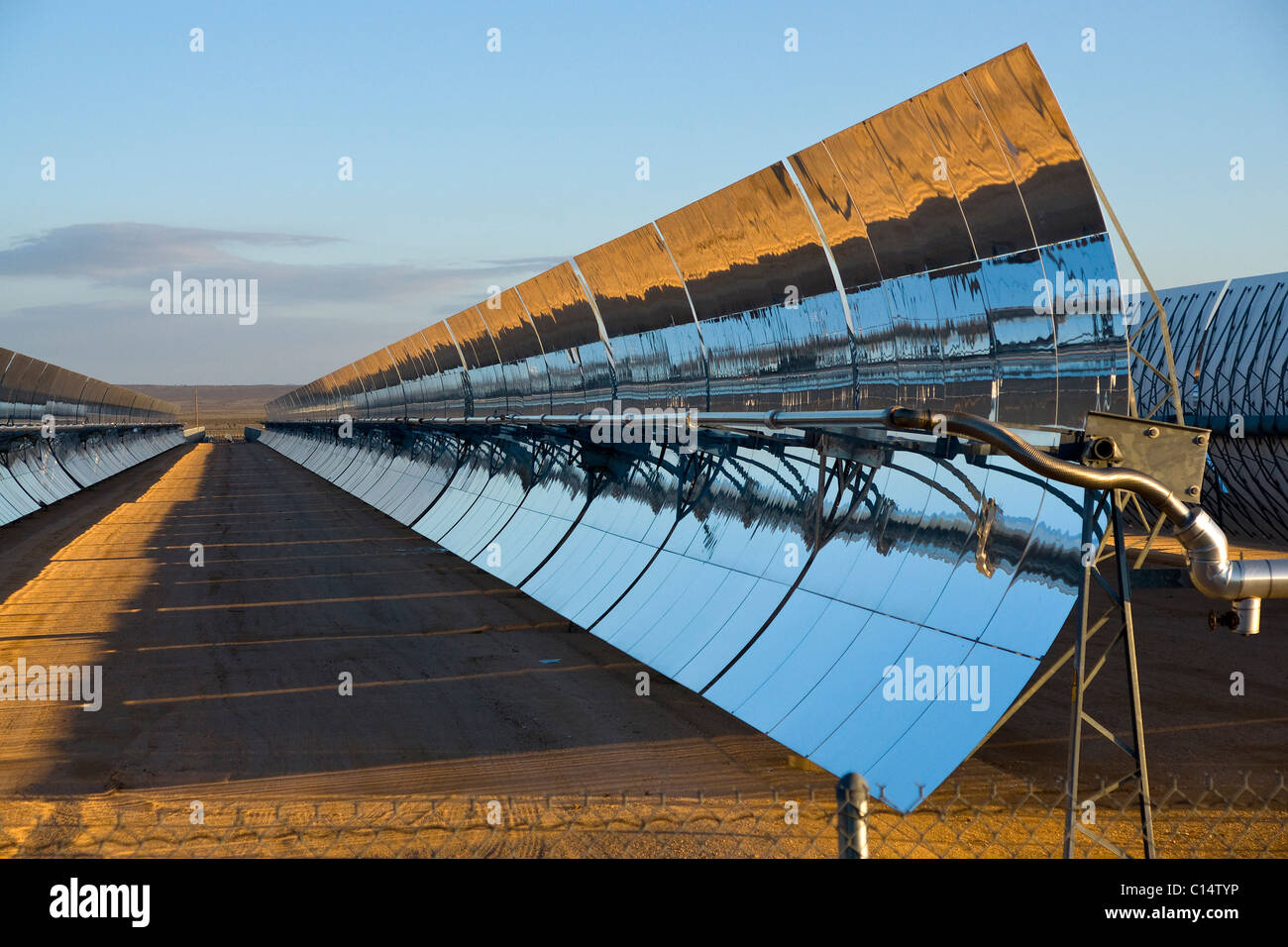 Una planta de energía solar Foto de stock