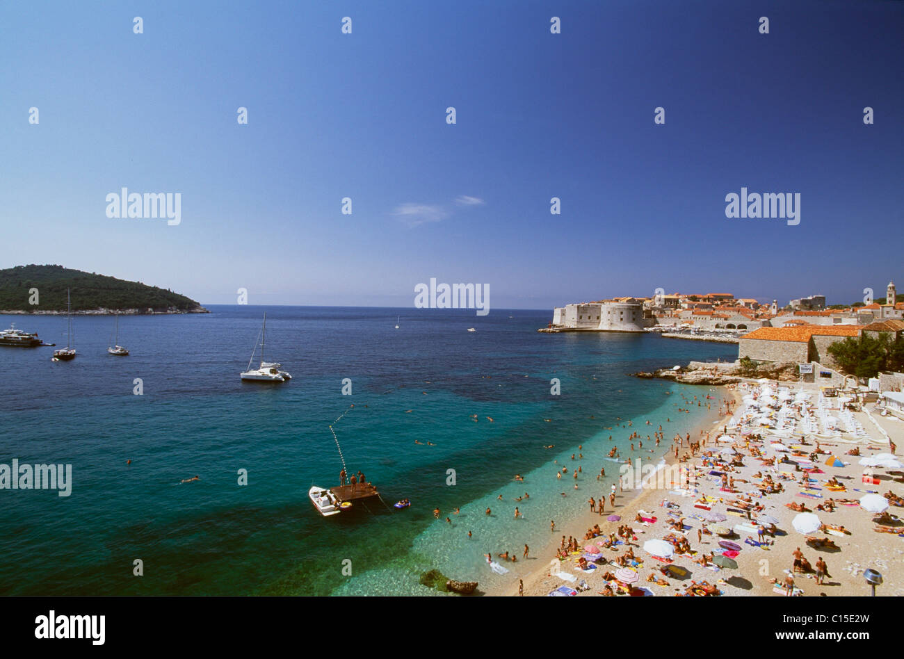 Playa, Dubrovnik, Dalmacia, la costa Dálmata, Croacia Foto de stock