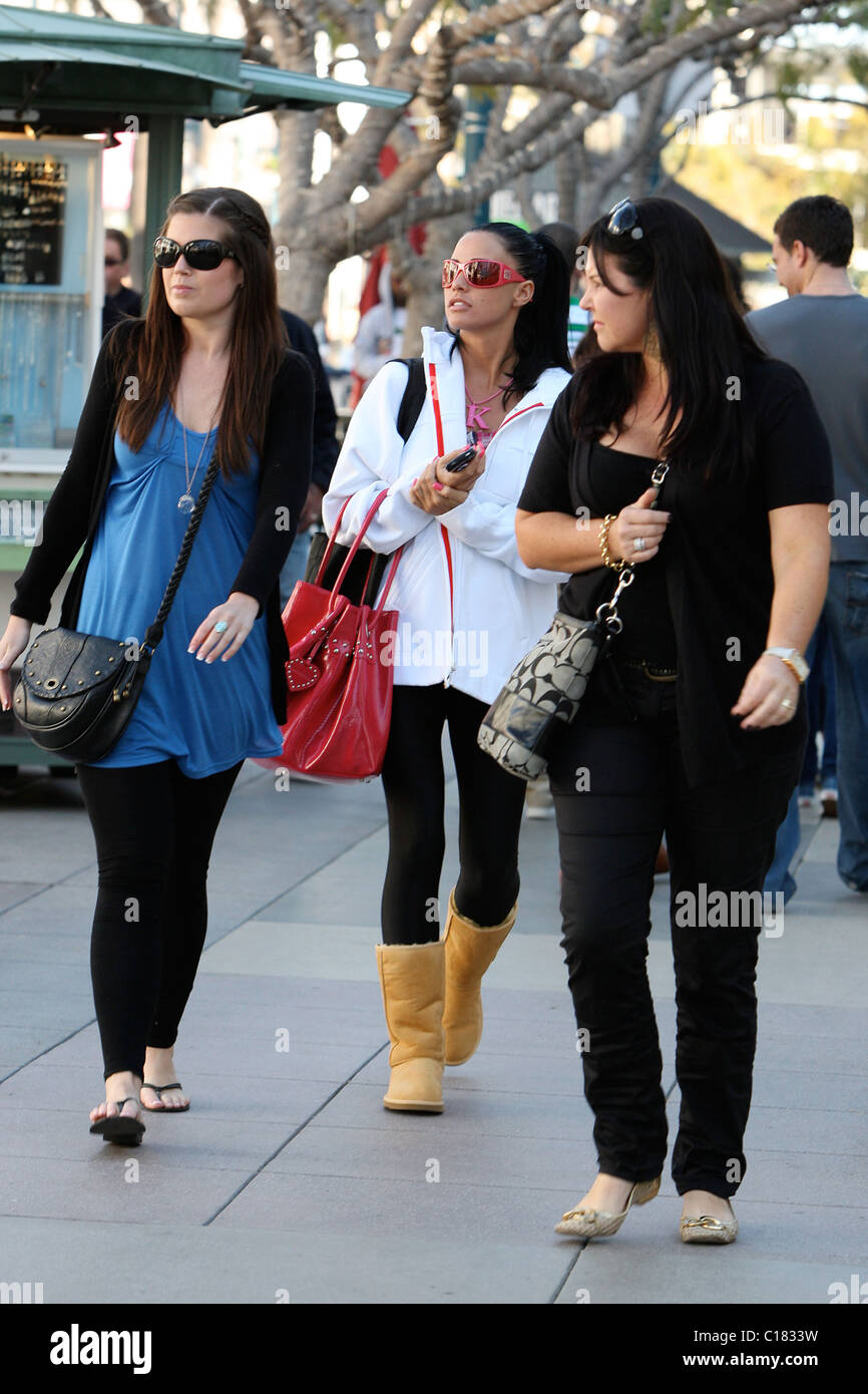 Botas Ugg Rosas Fotos e Imágenes de stock - Alamy