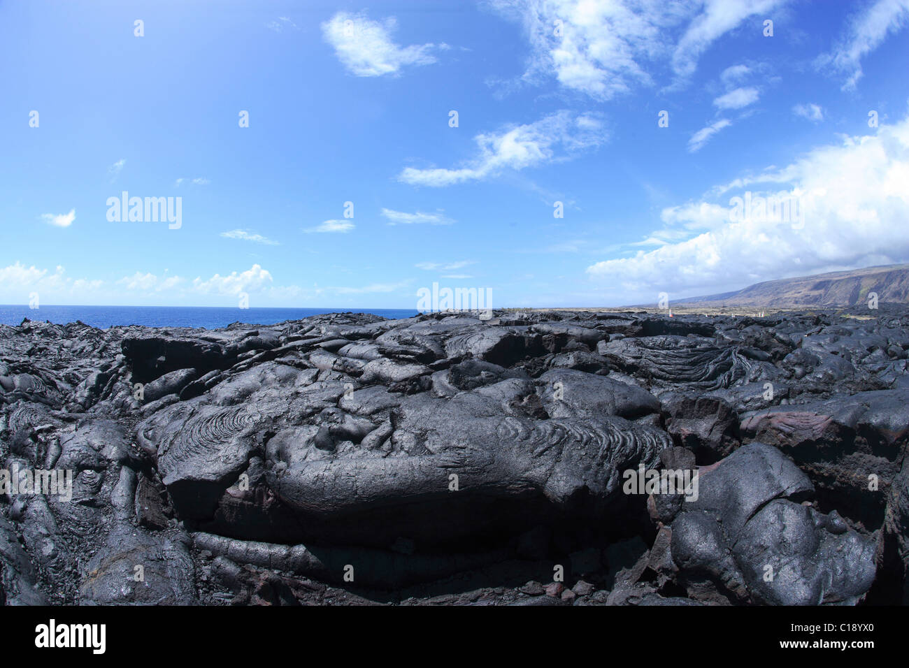 Lava enfriada en parque de volcanes en la costa sur de Big Island, Hawaii, EE.UU. Foto de stock