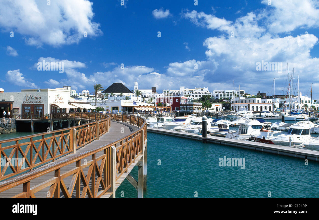 Puerto de Playa Blanca, Lanzarote, Islas Canarias, España, Europa  Fotografía de stock - Alamy