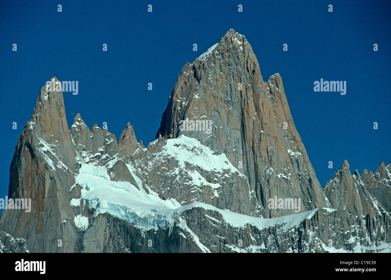 El pico del Monte Fitz Roy, Patagonia, Argentina, Sudamérica Foto de stock