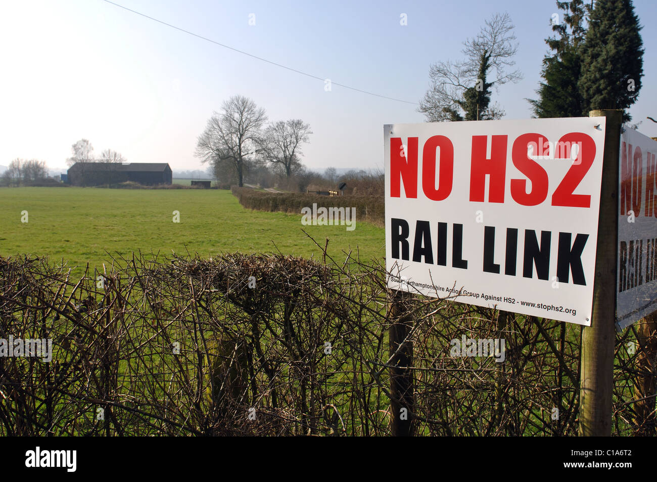 NO HS2 enlace ferroviario firmar, Bajar Boddington, Northamptonshire, Inglaterra, Reino Unido. Foto de stock