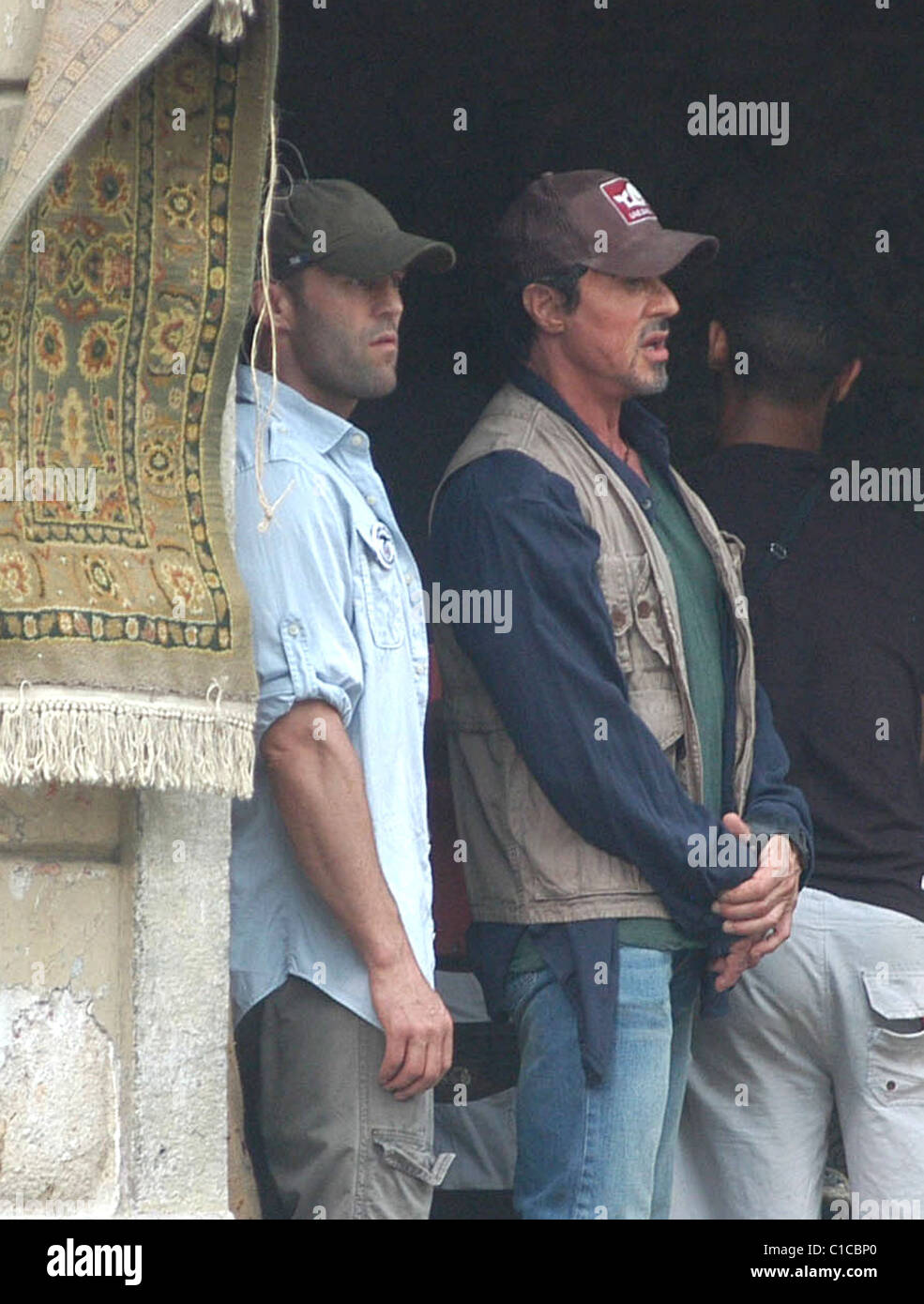 Jason Statham y Sylvester Stallone en el set de rodaje de 'Consumibles' de  Río de Janeiro, Brasil - 15.04.09 Fotografía de stock - Alamy