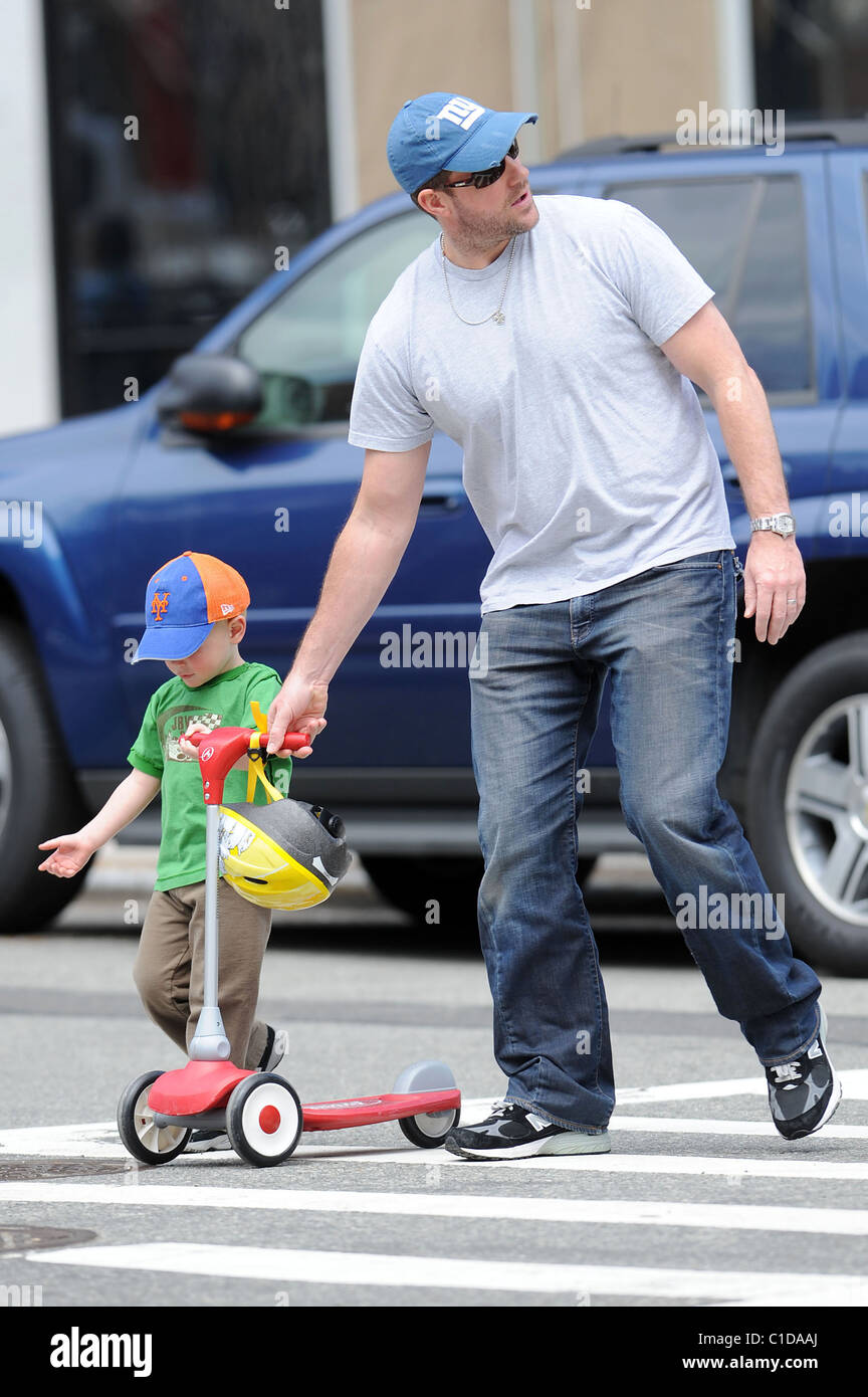 Finn and ed burns fotografías e imágenes de alta resolución Alamy