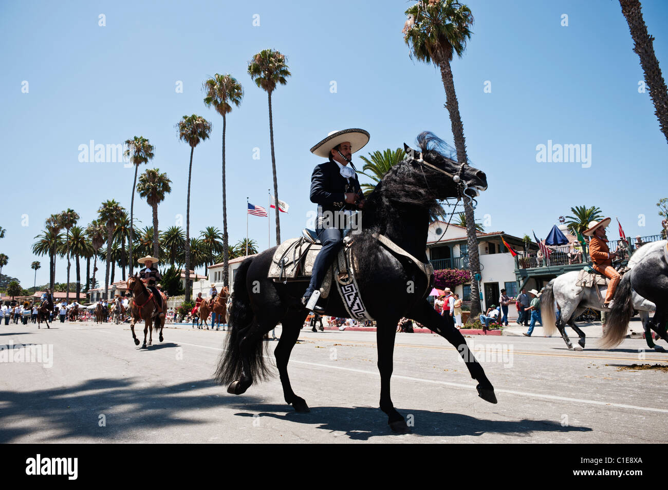 Disfraz de jinete de caballo fotografías e imágenes de alta resolución -  Alamy