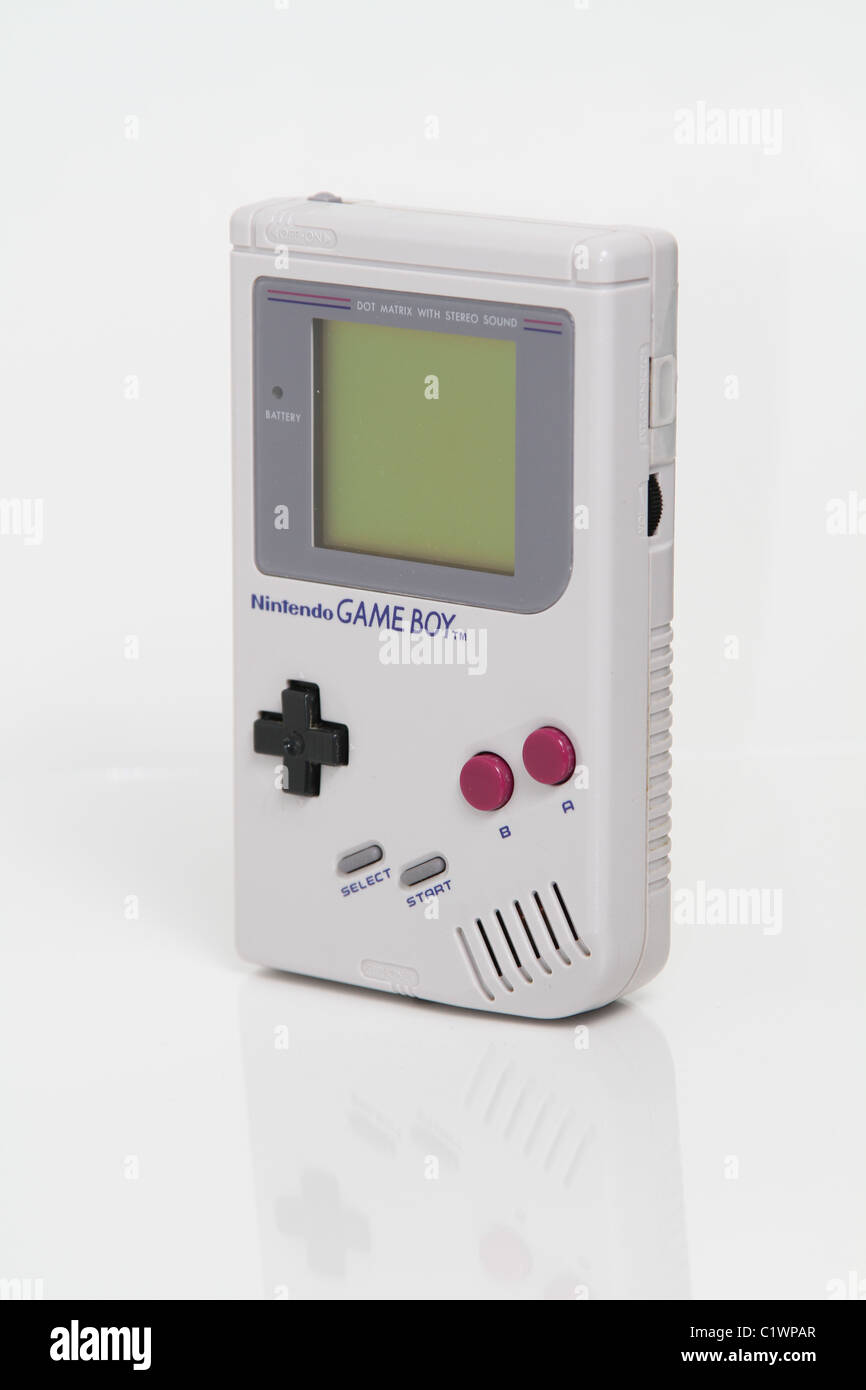 Game Boy de Nintendo Gameboy Dispositivo de juegos de vídeo portátiles  Fotografía de stock - Alamy