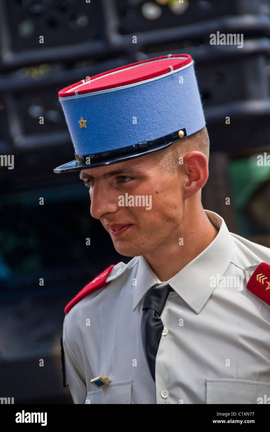 Sombrero de soldado francés fotografías e imágenes de alta resolución -  Alamy