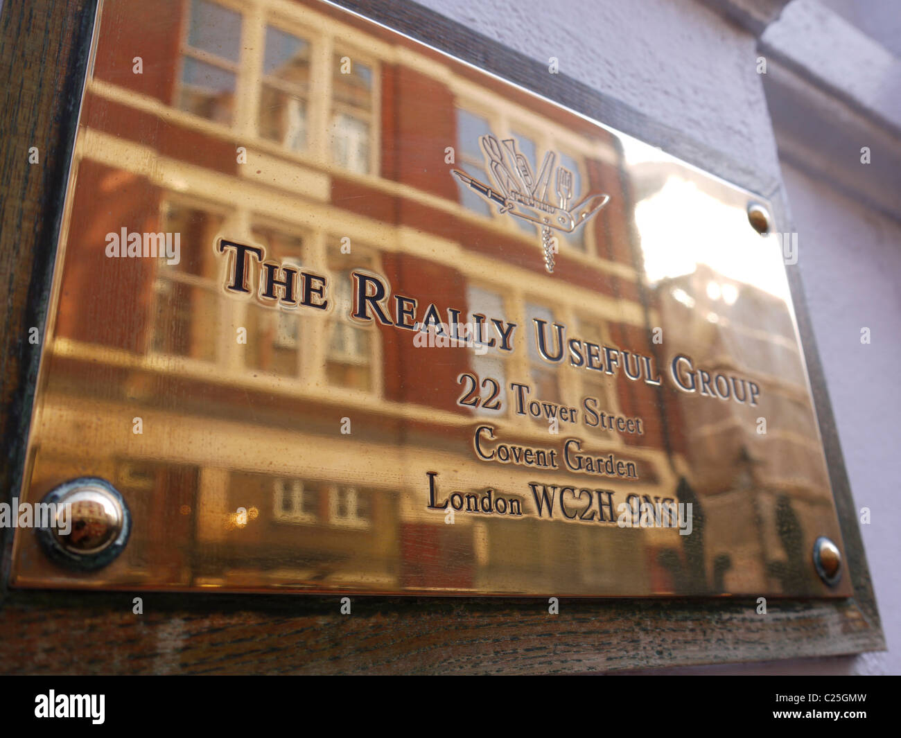 El grupo realmente útil placa de latón, Londres, Gran Bretaña. Foto de stock