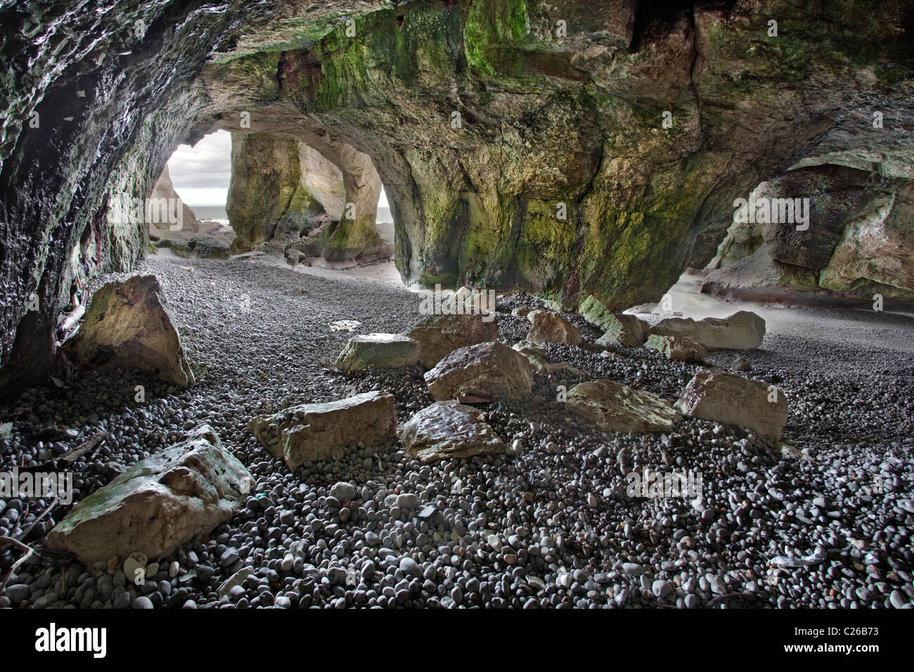En la cueva de la catedral de Antrim, Irlanda del Norte. Foto de stock
