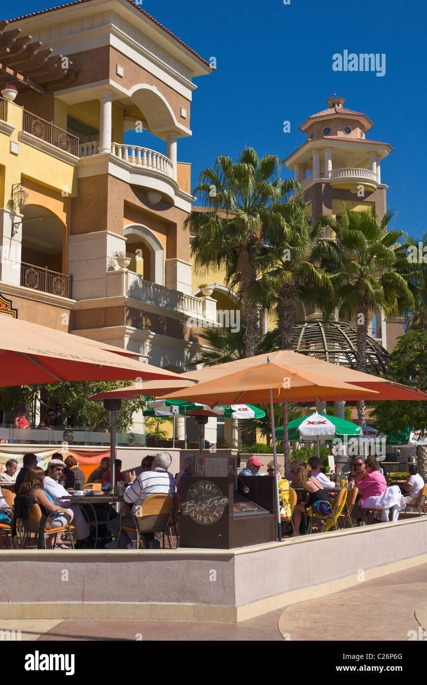 Plaza comercial cabo san lucas fotografías e imágenes de alta