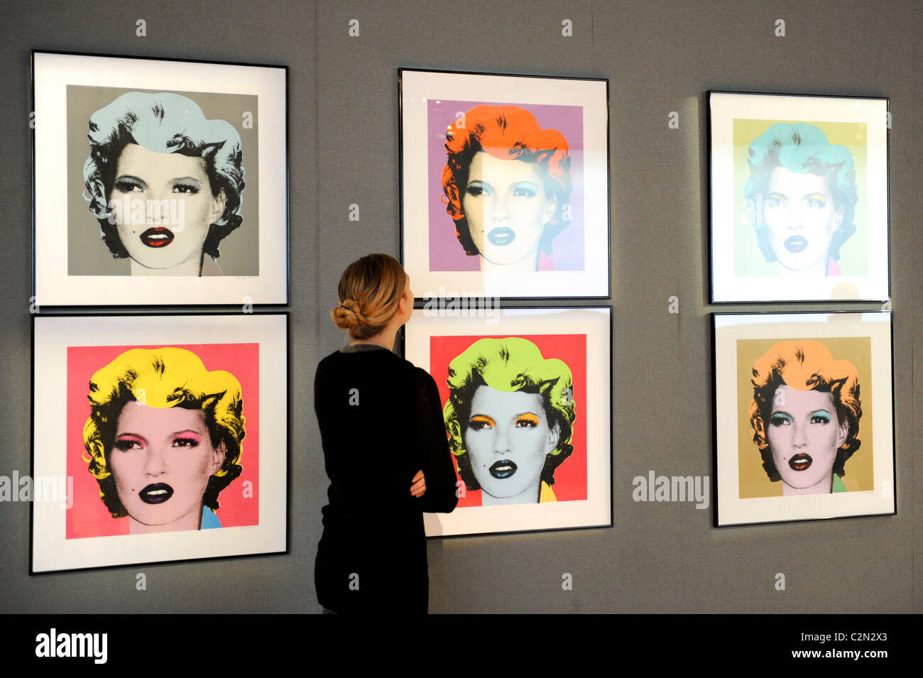 Seis Kate Moss imprime por Banksy estima hacer £100.000 a 150.000 libras esterlinas en la venta de arte urbano, Bonhams, en Londres. Foto de stock