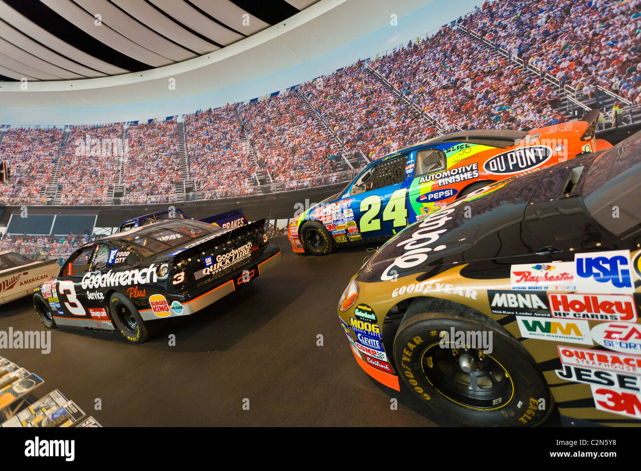 Interior del Salón de la Fama de NASCAR en Charlotte, Carolina del Norte Foto de stock