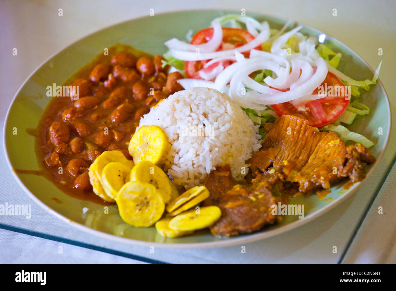 Almuerzo colombiano fotografías e imágenes de alta resolución - Alamy