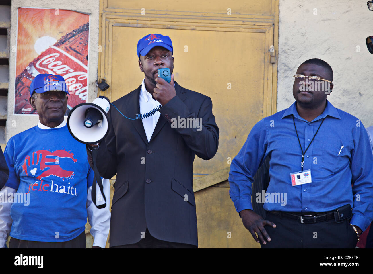 Wyclef Jean de los Fugees durante un discurso en Port-au-Prince, Haití Foto de stock
