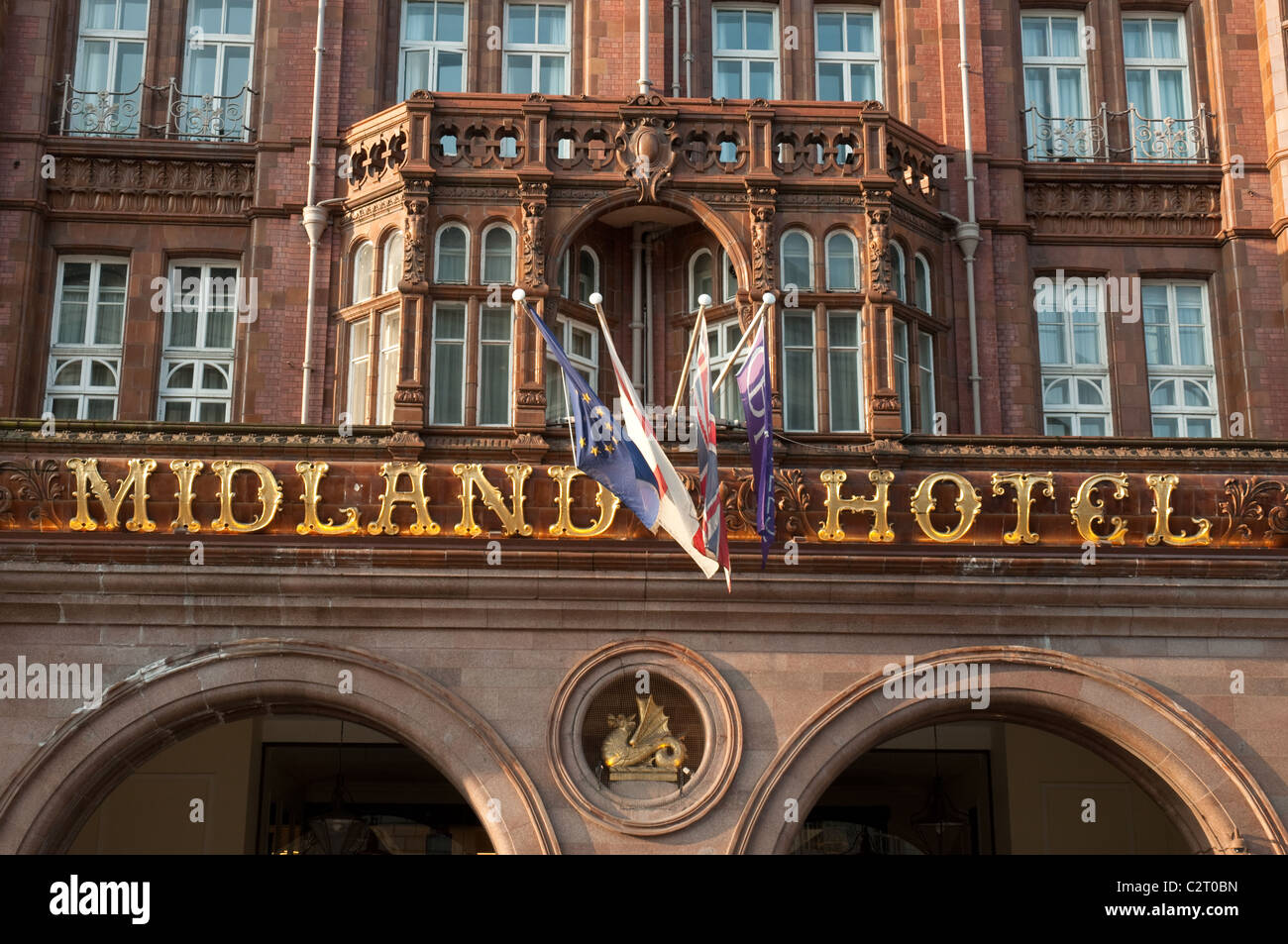 El Hotel Midland, de Manchester. Inaugurado en 1903, el edificio de Grado II . Foto de stock