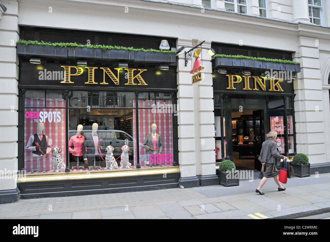Thomas Pink Jermyn Street tienda de ropa de caballero camisas estilo  tradicional Fotografía de stock - Alamy