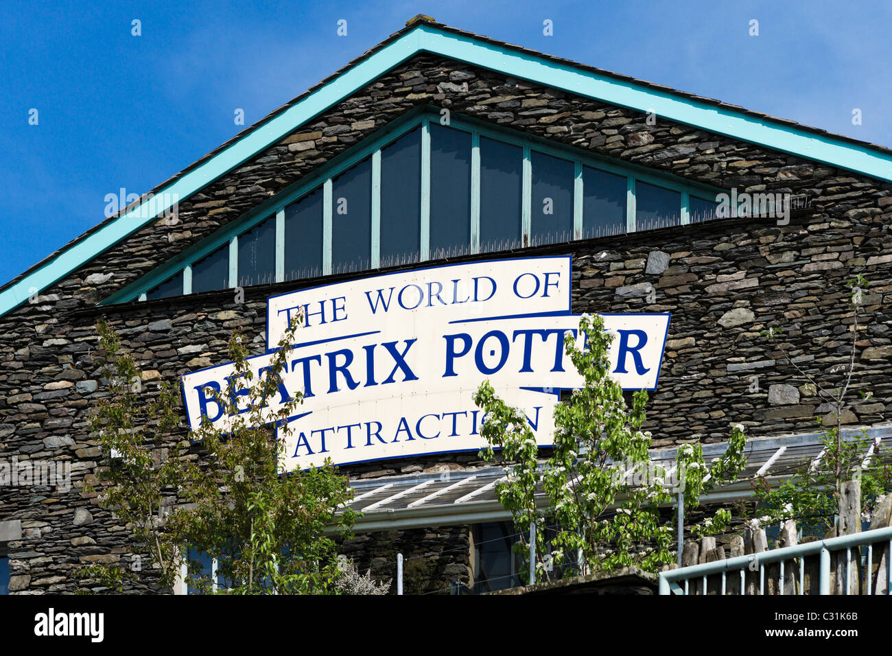 El mundo de las atracciones Beatrix Potter en Bowness, el lago Windermere, Lake District National Park, Cumbria, Reino Unido Foto de stock