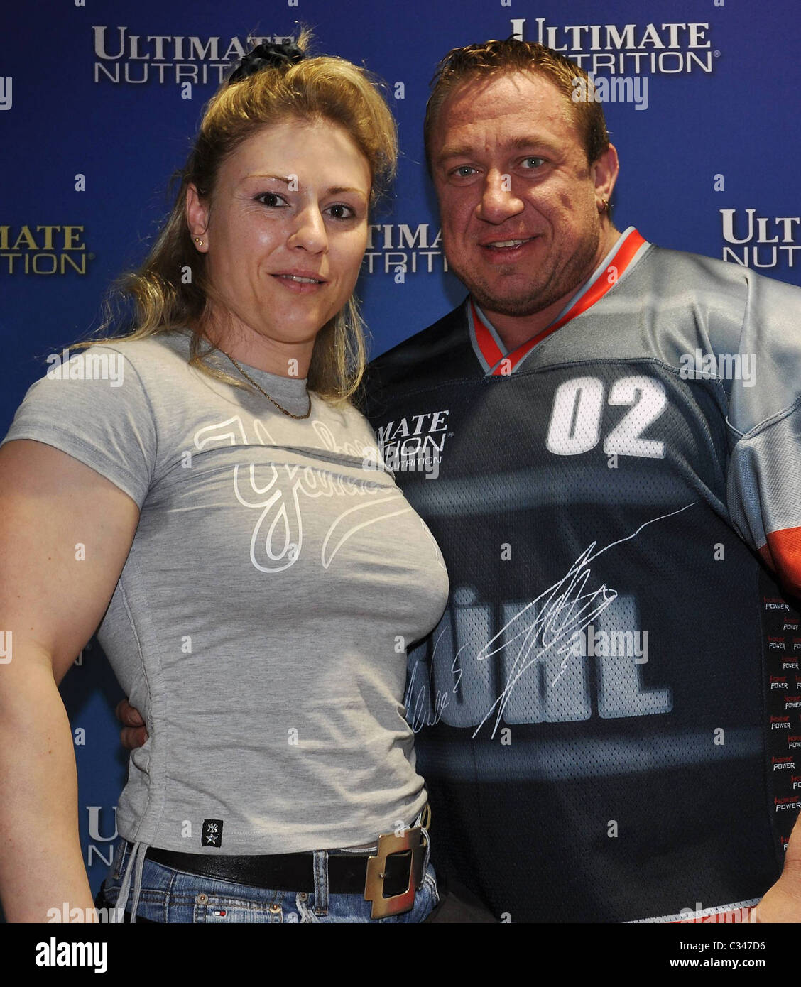 Markus Ruhl y esposa Simone Ruhl culturista profesional alemán Markus