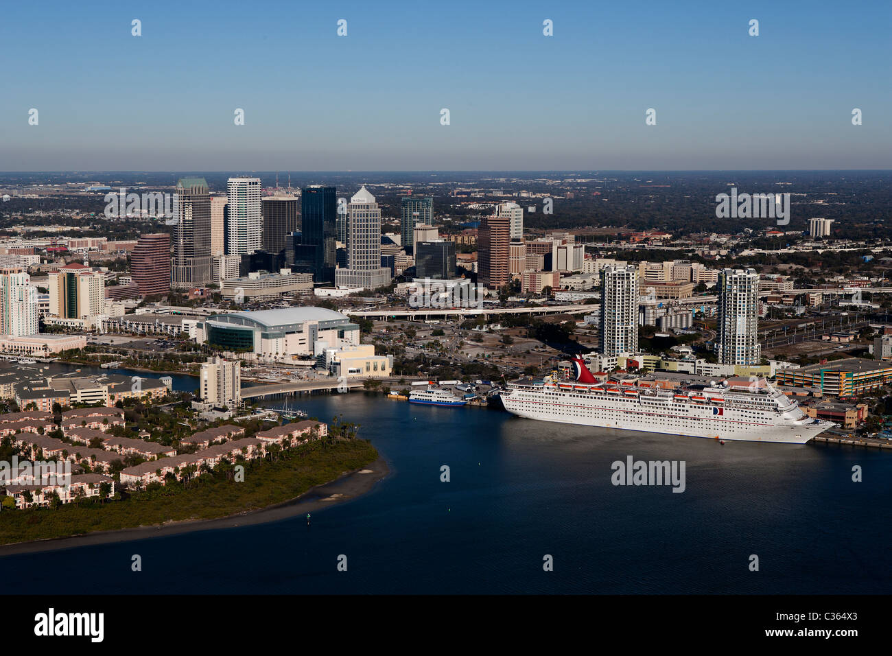 Vista aérea por encima de Tampa, Florida skyline Foto de stock
