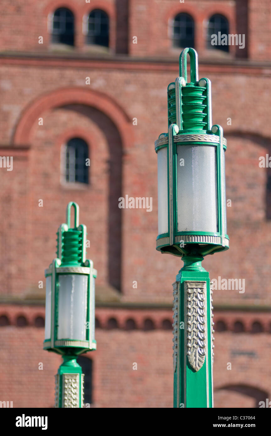 Liverpool art deco fotografías e imágenes de alta resolución - Alamy