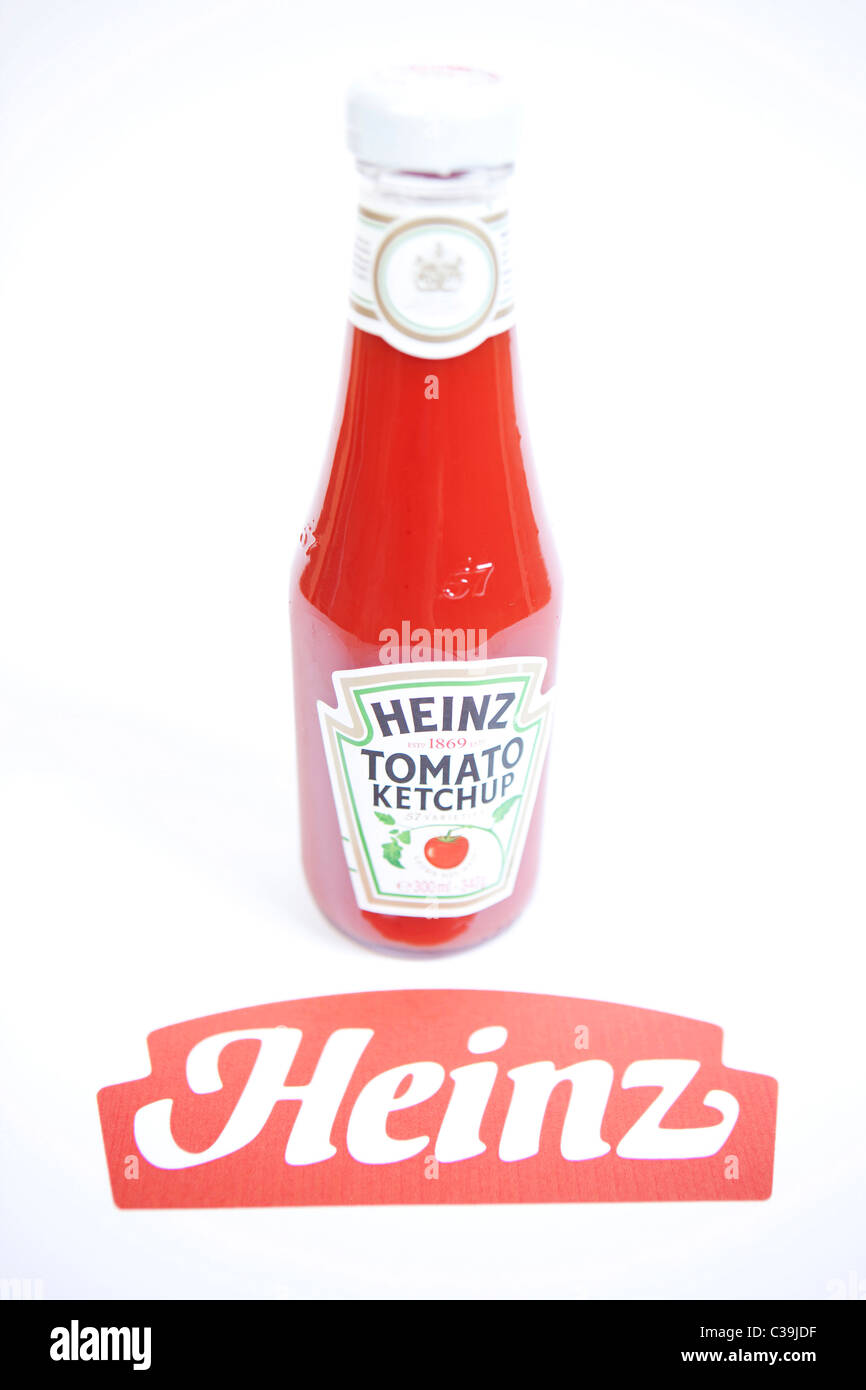 Imagen ilustrativa de la Heinz logotipo y su ketchup. Foto de stock