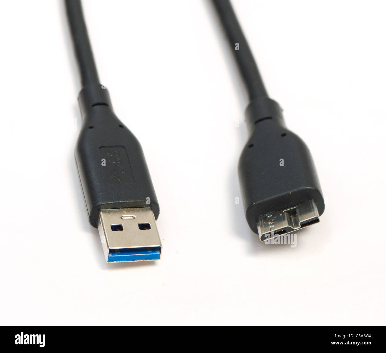 Cable USB 3.0 para disco duro USB 3 proporciona velocidad de datos de hasta  4,8 Gbps que es alrededor de 10 veces más rápido que USB 2 Fotografía de  stock - Alamy