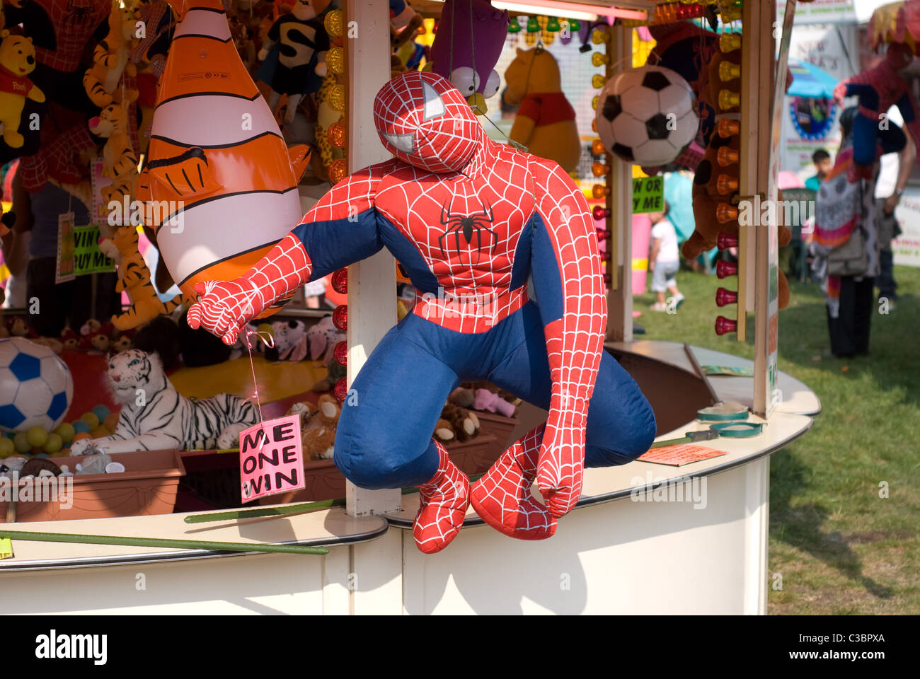 Spiderman en Fun Fair en Wanstead Flats Fotografía de stock Alamy