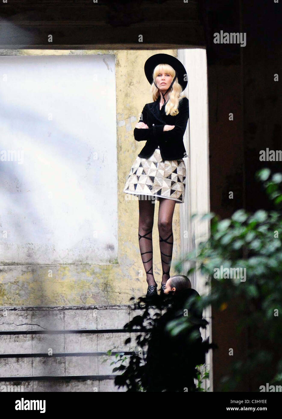Claudia Schiffer el rodaje de una nueva campaña publicitaria para Chanel  Buenos Aires, Argentina - 21.10.09 Fotografía de stock - Alamy