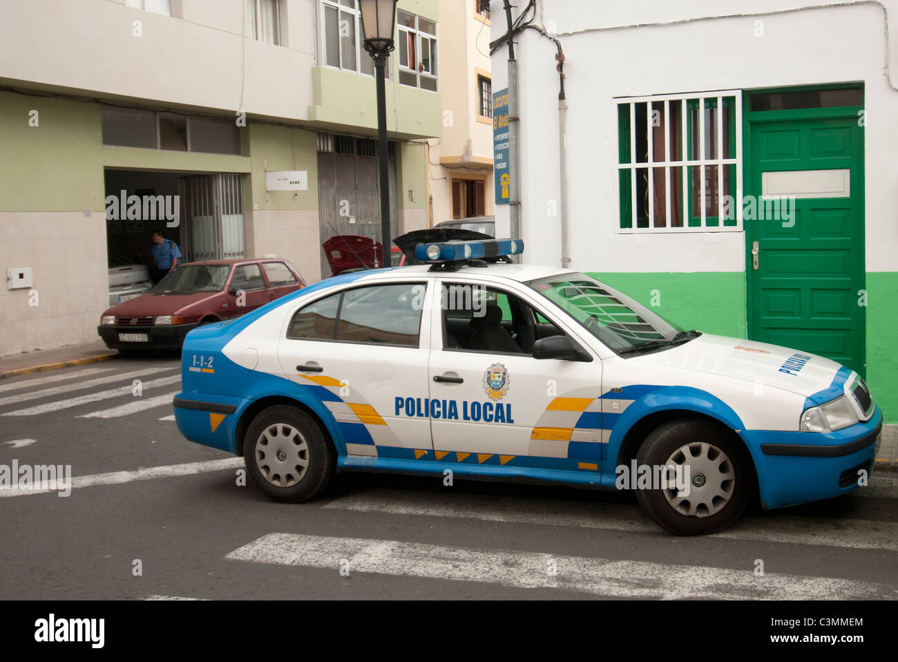 Policia local ( ) de coche de policía en Corralejo, Fuerteventura, Islas Canarias Foto de stock