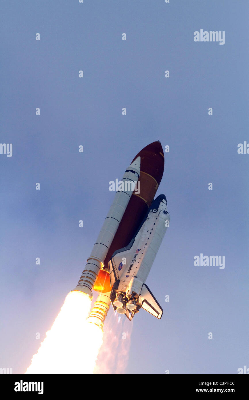 Transbordador Espacial Endeavour, el último lanzamiento del Transbordador Espacial Endeavour STS-134 la misión. Foto de stock